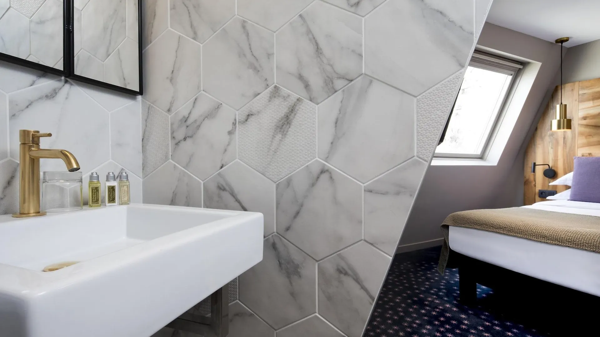 Maxim Folies Hotel Paris