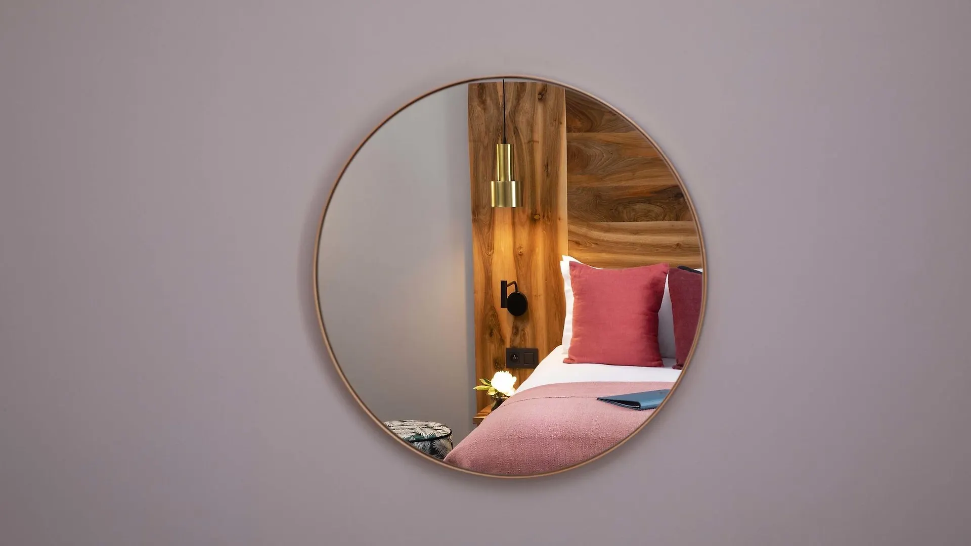 Maxim Folies Hotel 3*