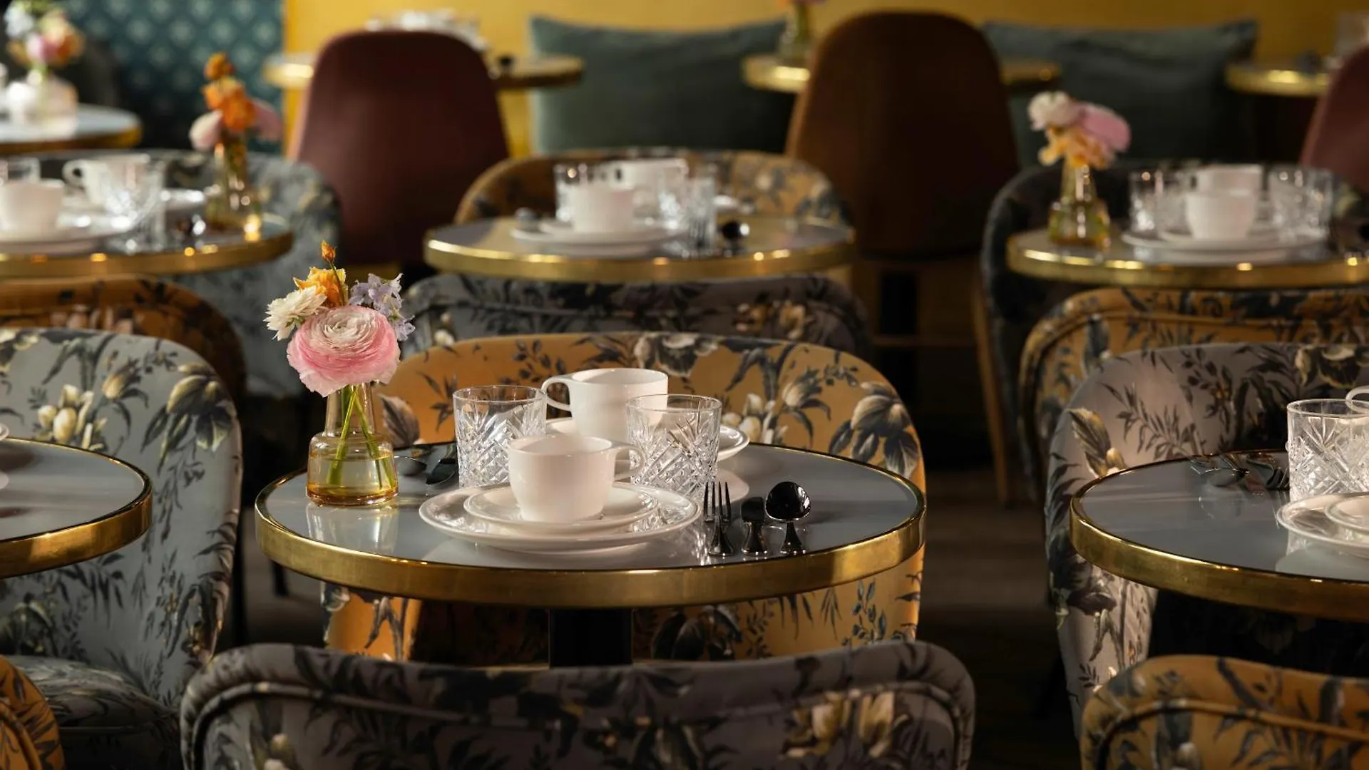 Maxim Folies Hotel Parigi