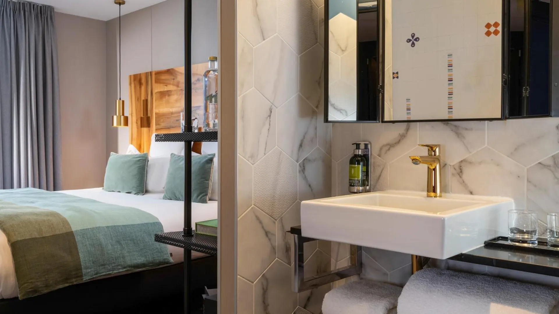 Hotel Maxim Folies Parigi
