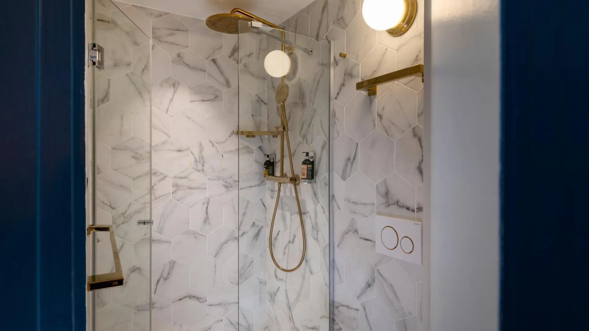 Hotel Maxim Folies Parigi