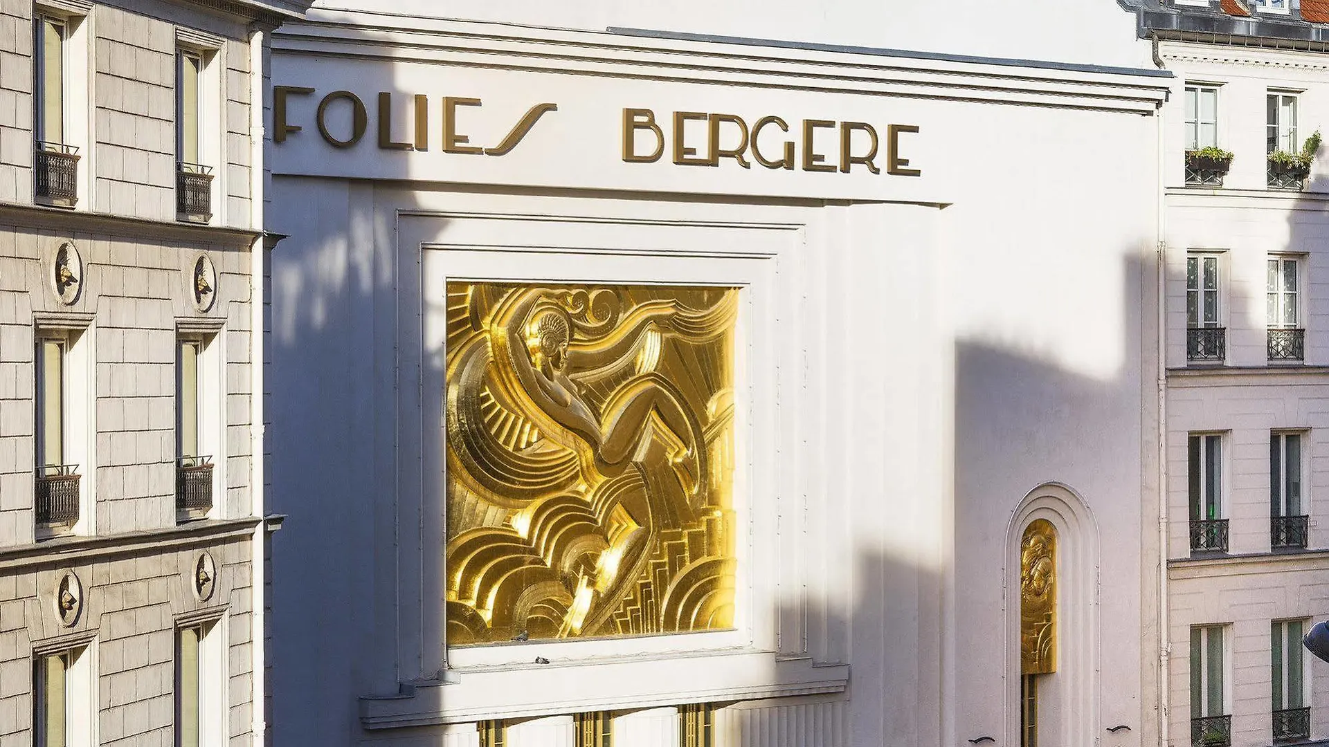 Maxim Folies Hotel Paris